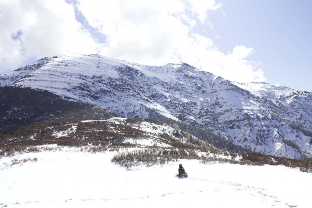 Snow and Mountains outside Songpan.