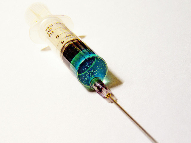Syringe picture Photo of a syringe by Andres Rueda: http://www.flickr.com/photos/andresrueda/