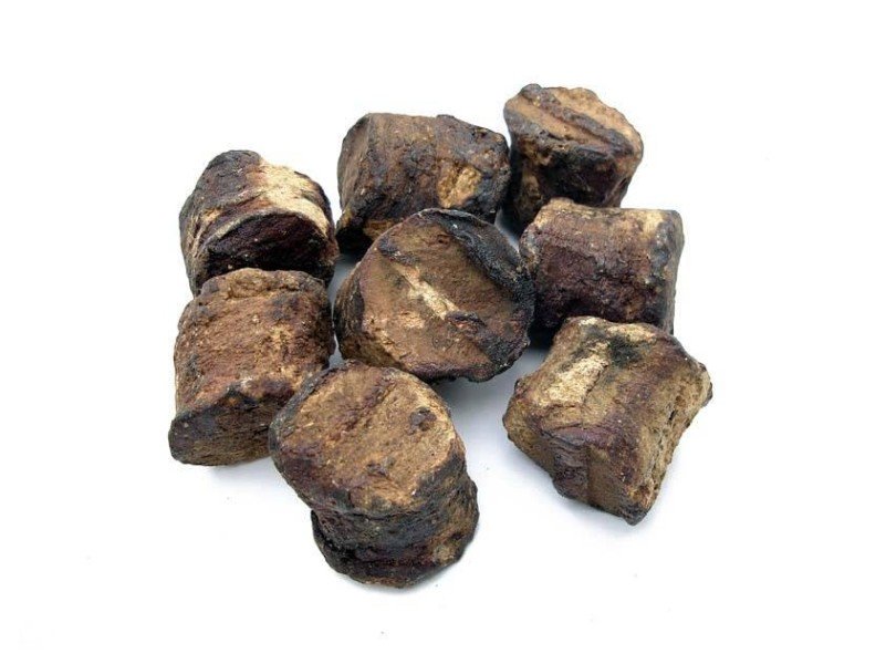 Gambier Chunks of toasted gambier, aka betel nut.