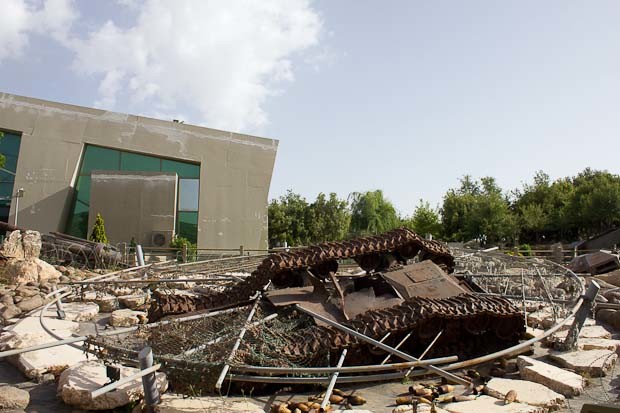 Mleeta HezbollahLand Lebanon-6 Israeli tank with exhibition hall at Mleeta, AKA HezbollahLand, Lebanon.