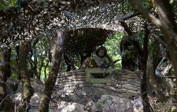 Mleeta HezbollahLand Lebanon-9 Hezbollah machine gun nest mocked up with mannequins in Mleeta, AKA HezbollahLand, Lebanon.