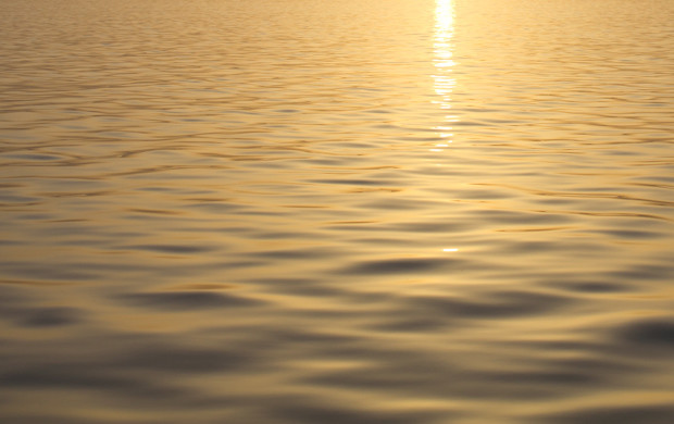 Nile sun detail Rising sun reflecting onto the Nile (upriver).