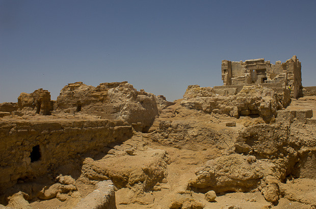 Siwa- Temple of the Oracle The Temple of the Oracle of Amun-Ra at Siwa, surrounded by the mudbrick fort.