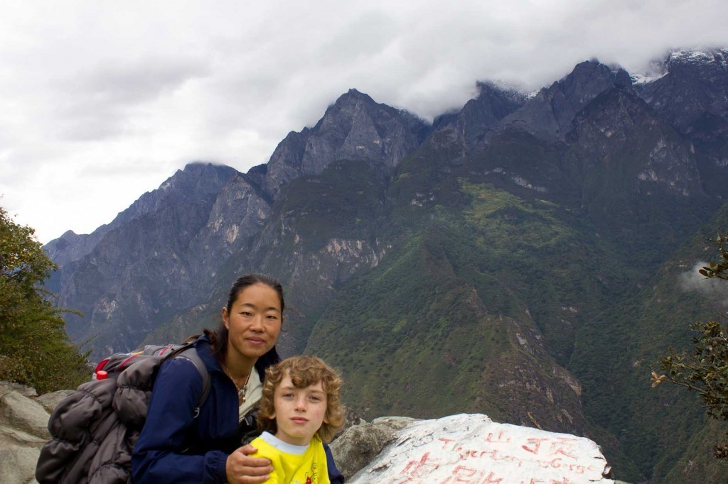 Z and Wangmo in Tiger Leaping Gorge.
