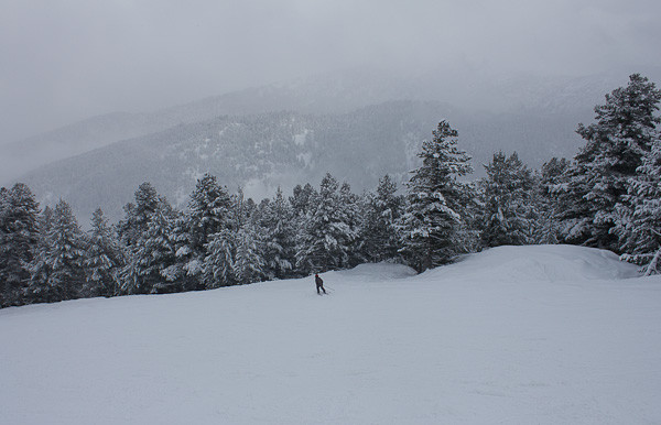 Z Skiing Bansko skiing an almost deserted run in Bansko, Bulgaria.