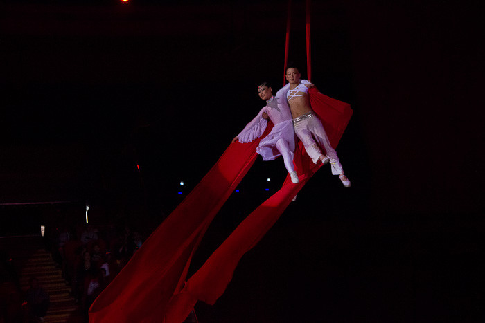 Corde lisse at the Mongolian state circus.