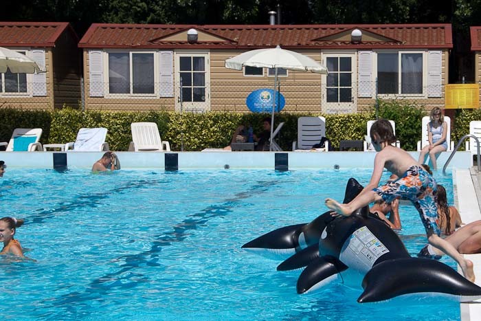 Zac leaping on the orca at Camping Jolly.