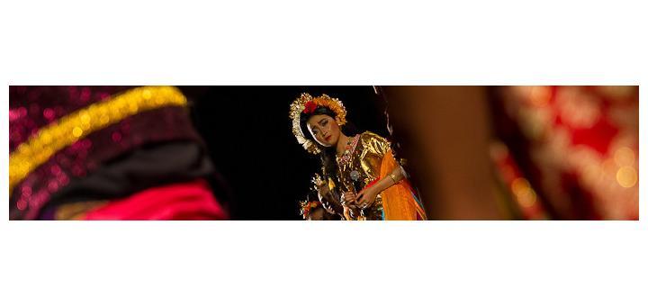 Actors perform the story of Princess Mandalika.